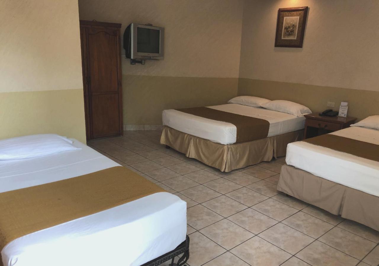 Hotel Hacienda Del Viejo Matamoros  Ngoại thất bức ảnh