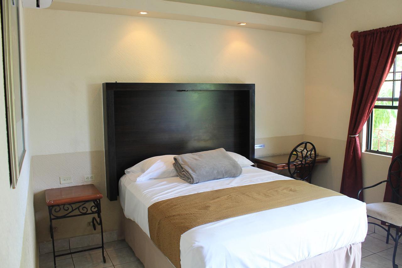 Hotel Hacienda Del Viejo Matamoros  Ngoại thất bức ảnh