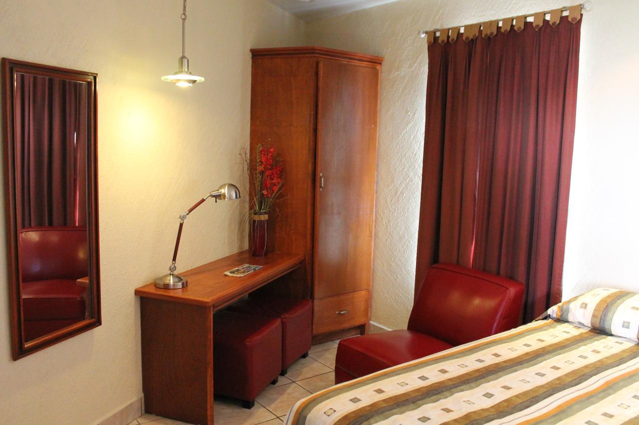 Hotel Hacienda Del Viejo Matamoros  Ngoại thất bức ảnh