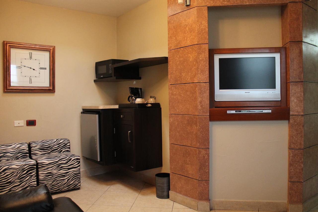 Hotel Hacienda Del Viejo Matamoros  Ngoại thất bức ảnh