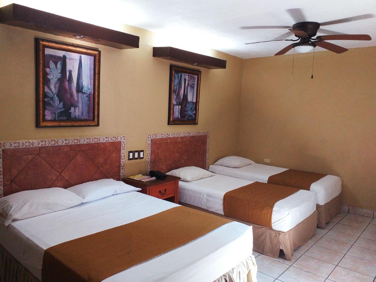 Hotel Hacienda Del Viejo Matamoros  Ngoại thất bức ảnh